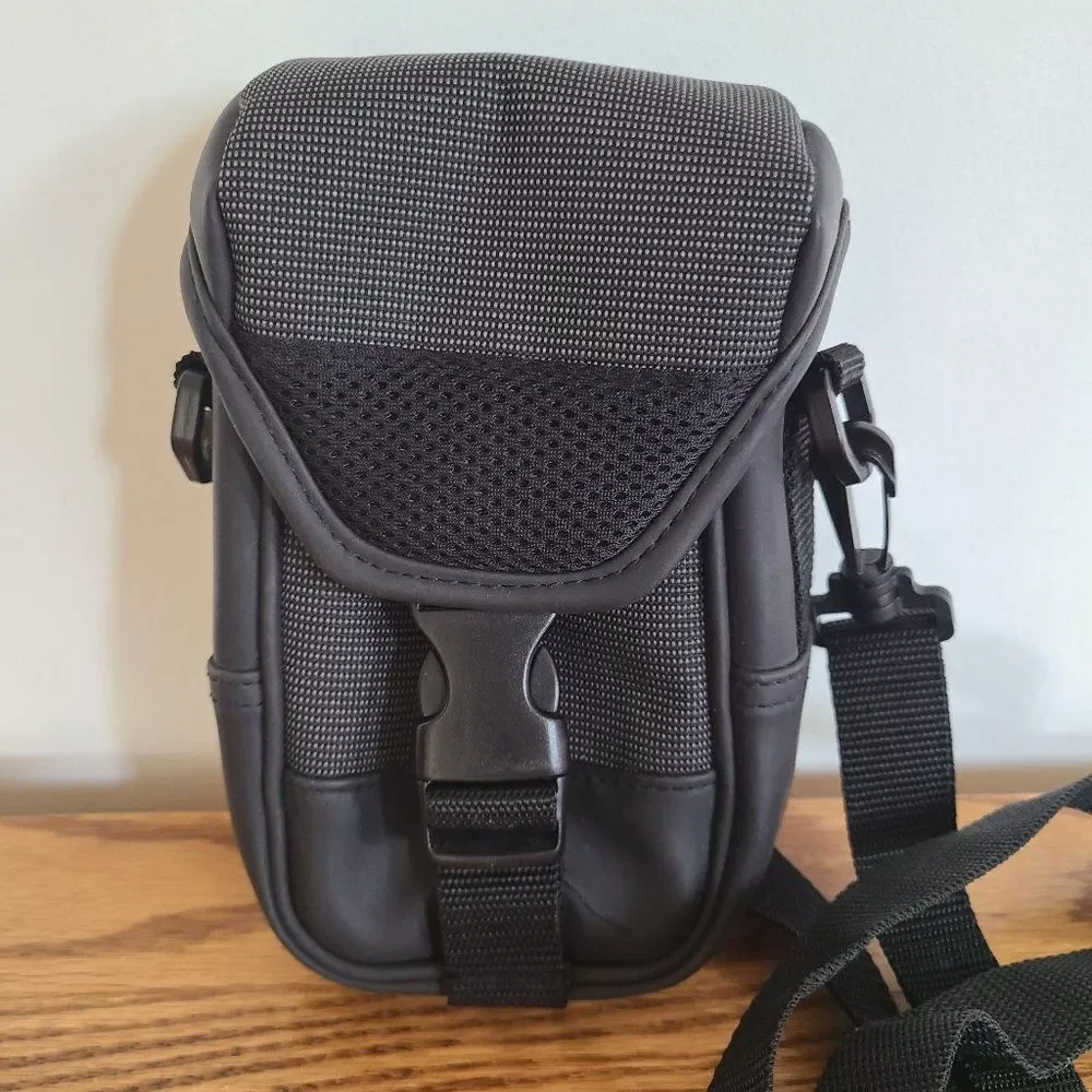 Photo Mate S206R1 Camera Bag With Shoulder Strap Black GUC